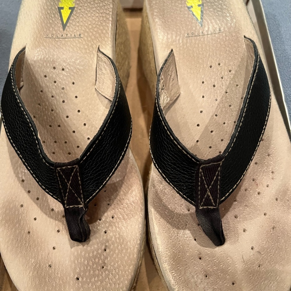 Volatile Black and Tan Wedge Shoes Comfortable Design